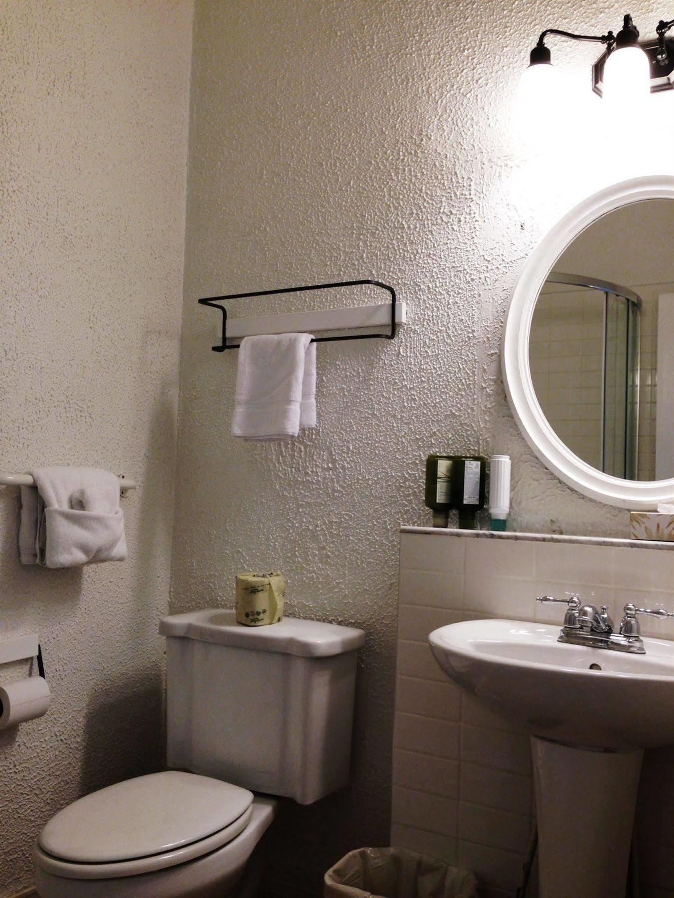 Ambrose House & Cafe - Self Check-In Guesthouse Montréal Eksteriør bilde